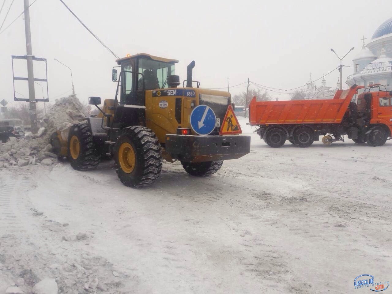 После рейда иркутских активистов ОНФ расчищены от снега участки дорог в Усольском районе