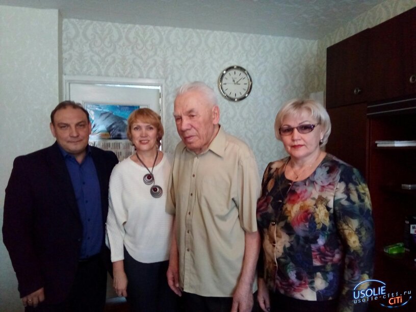 Усольский ветеран войны Александр Урбалайнен отметил 90-летний юбилей