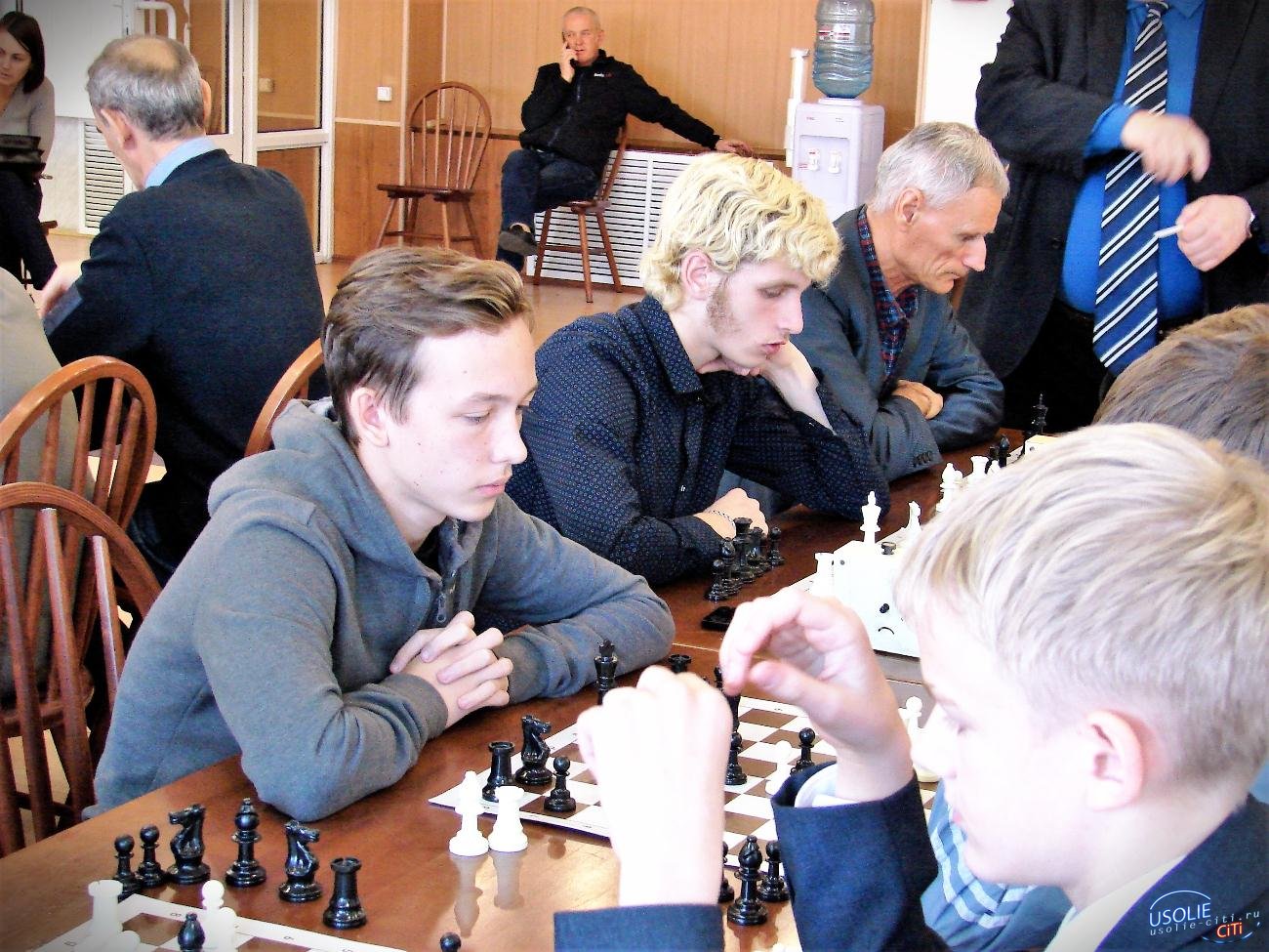 В Усолье встретились лучшие школьные шахматные команды из соседних муниципалитетов