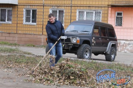 Двор преобразился - инициатива депутата Вадима Кучарова