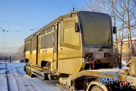 Трамваи из Москвы прибыли в Усолье