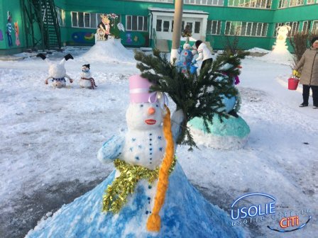 «СТАЯ» снеговиков появилась в усольском детском садике № 21