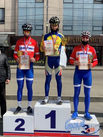 Усольские велогонщики завоевали весь пьедестал на "Гагаринской гонке"