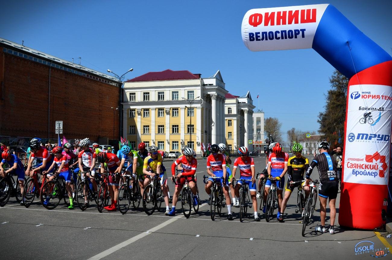  Усольские велогонщики выиграли гонку-критериум в Иркутске