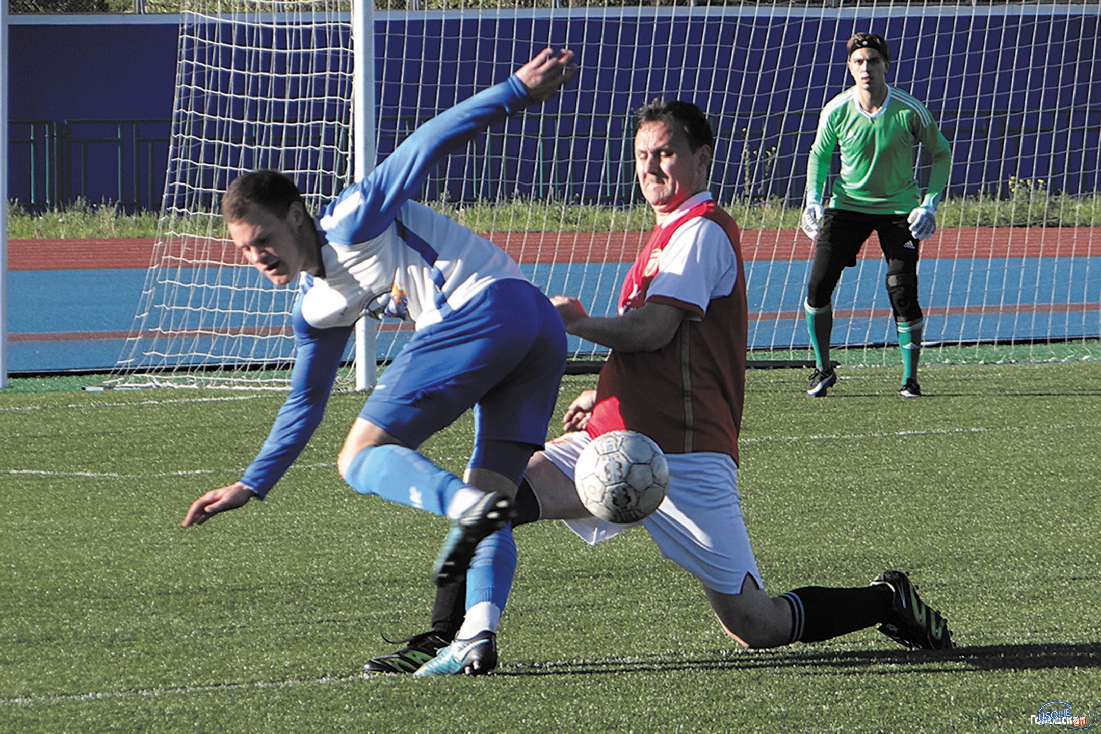 Футболисты усольского «Арсенала» сыграли матч с «Белоречьем»