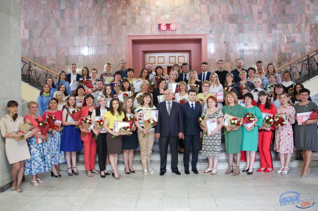 Усольчанка Нина Торопкина получила награду от Министерства молодежной политики РФ