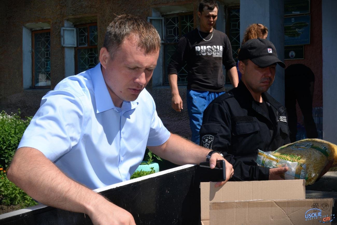 Усольчанин Сергей Троянов отправил грузовик гуманитарной помощи в Тулун