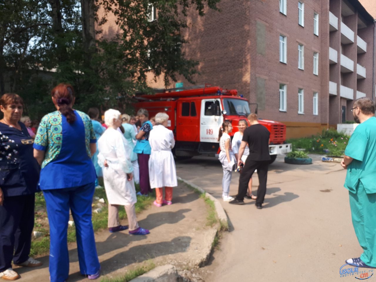 Большой пожар и эвакуация в усольской детской больнице