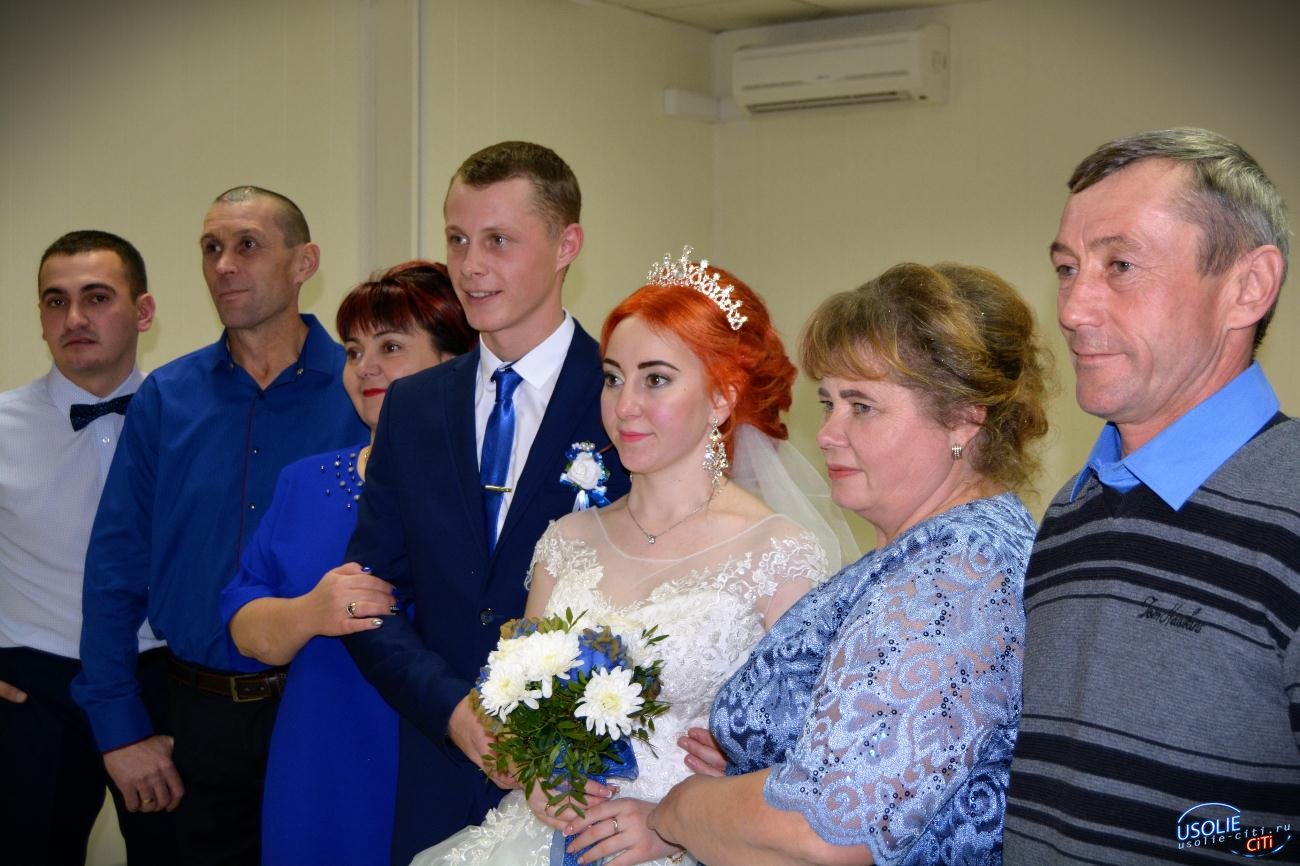 Дружно под венец: 15 свадеб за два дня в Усолье