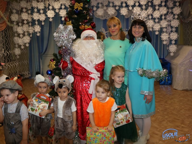 Такое - только в Усолье: Усатый нянь Полинкевич превратился в Деда Мороза