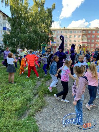 Вадим Кучаров подарил школьникам округа настоящий праздник