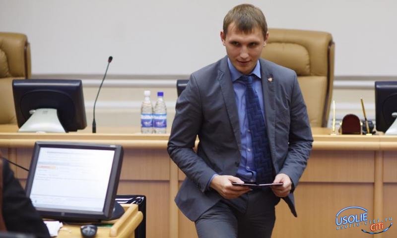 Дмитрий Тютрин сдал документы для участия в выборах