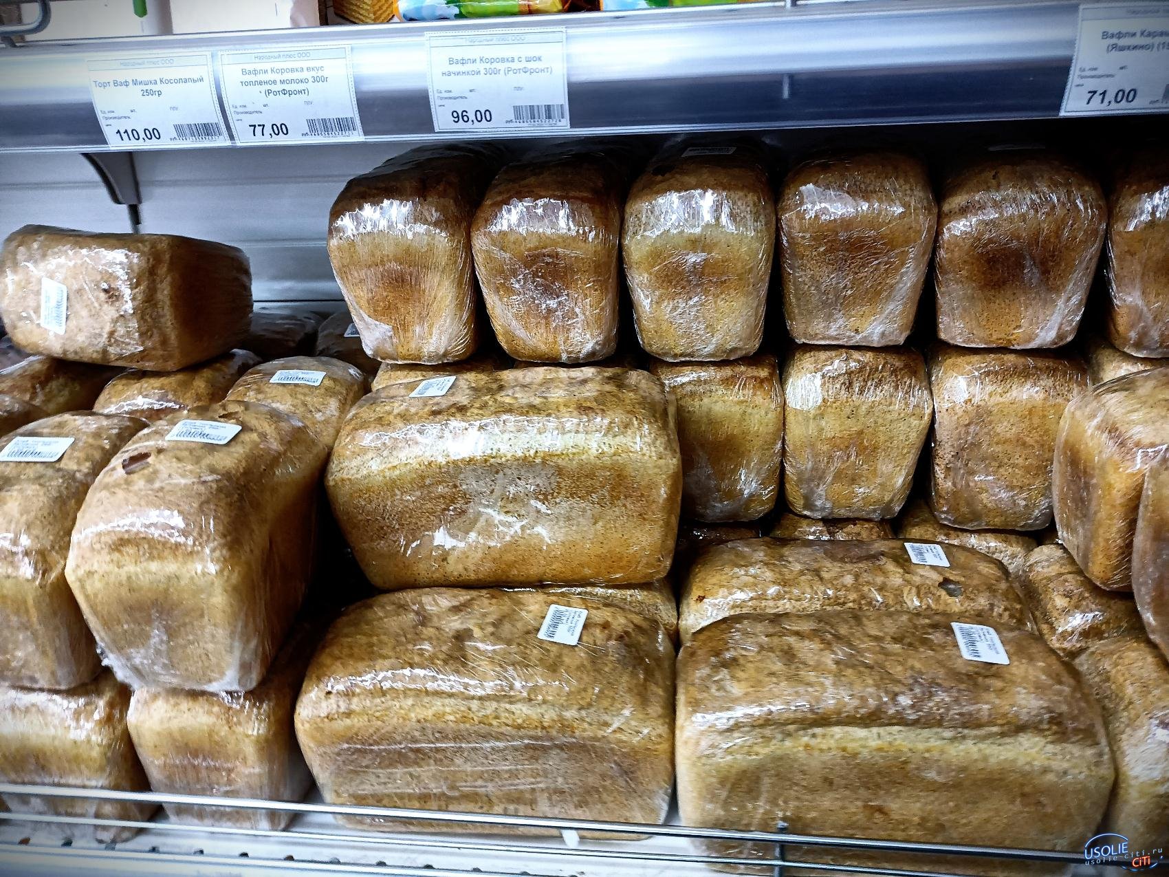 В магазинах Усолья подорожал хлеб: губернатор Кобзев просит не паниковать