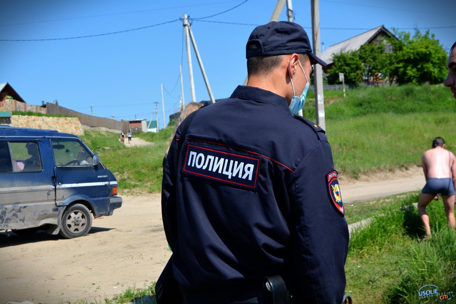 В Усольском районе полицейские разыскивают потерявшегося в тайге мужчину