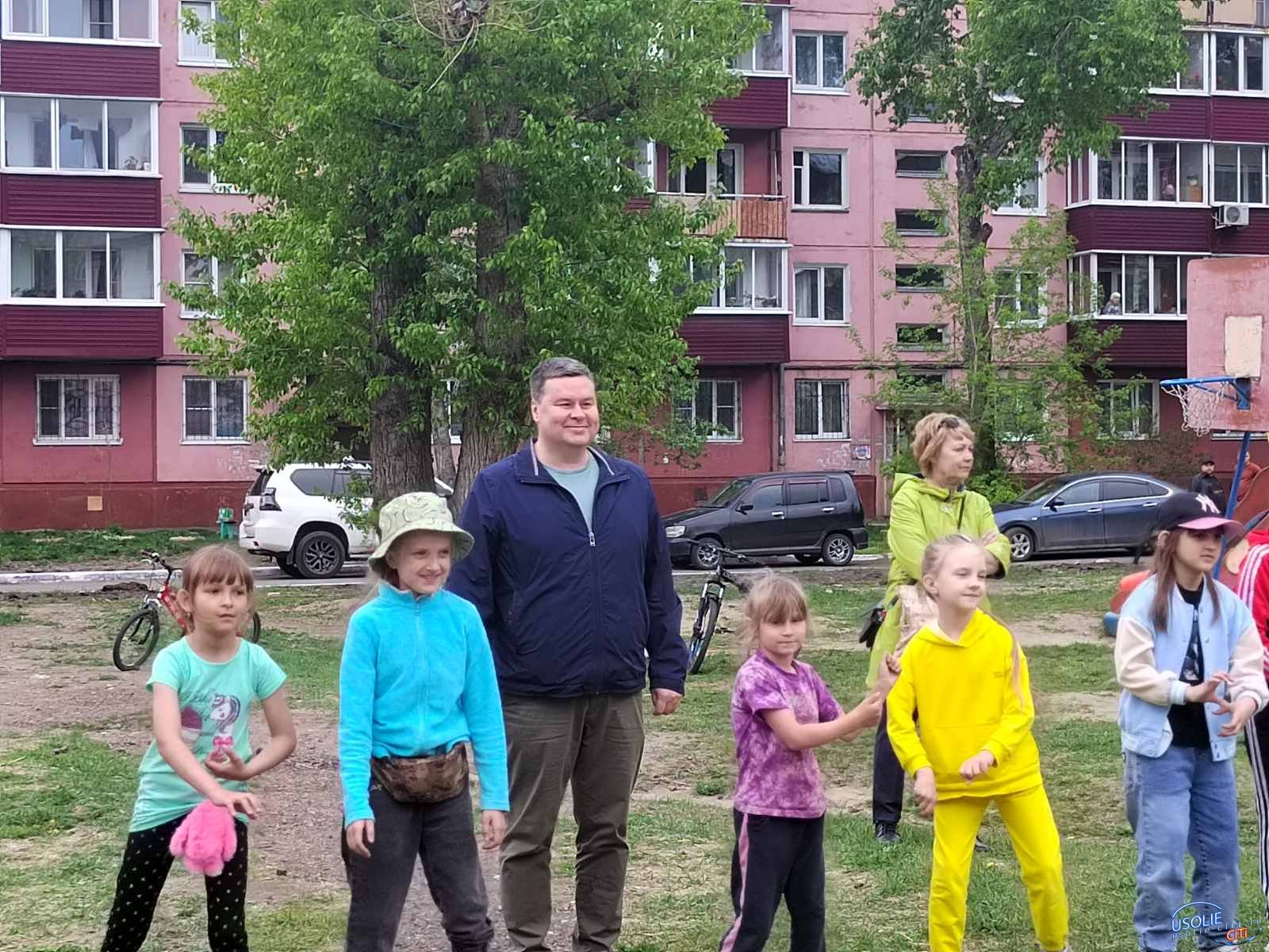 Вадим Кучаров организовал праздник для усольской детворы