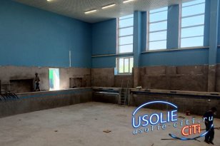 Ход строительства и ремонт спортобъектов проверили в Усолье-Сибирском и Ангарске