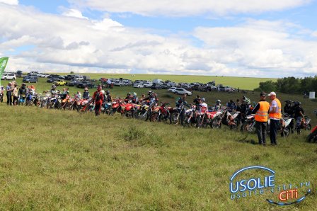 Мотоциклисты соревновались в Усольском районе