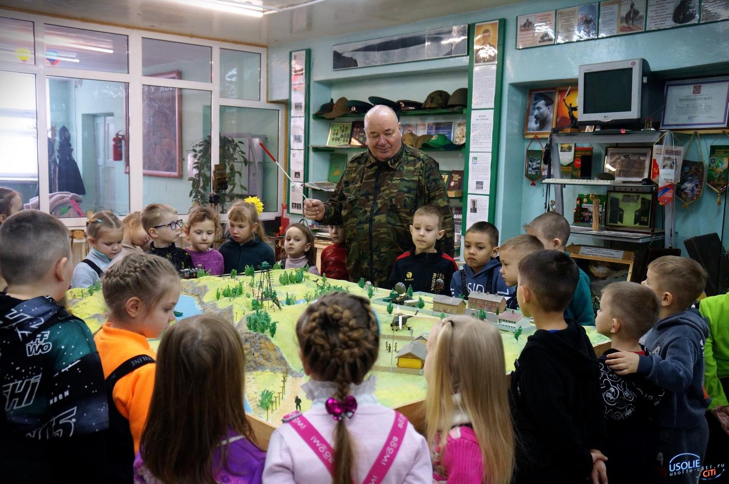 Детсадовцы посетили усольский музей Пограничных войск