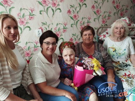 Труд – секрет долголетия 101-летней жительницы Мишелёвки