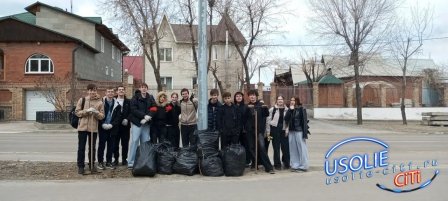 Усольская школа 16 навела порядок на улице Луначарского