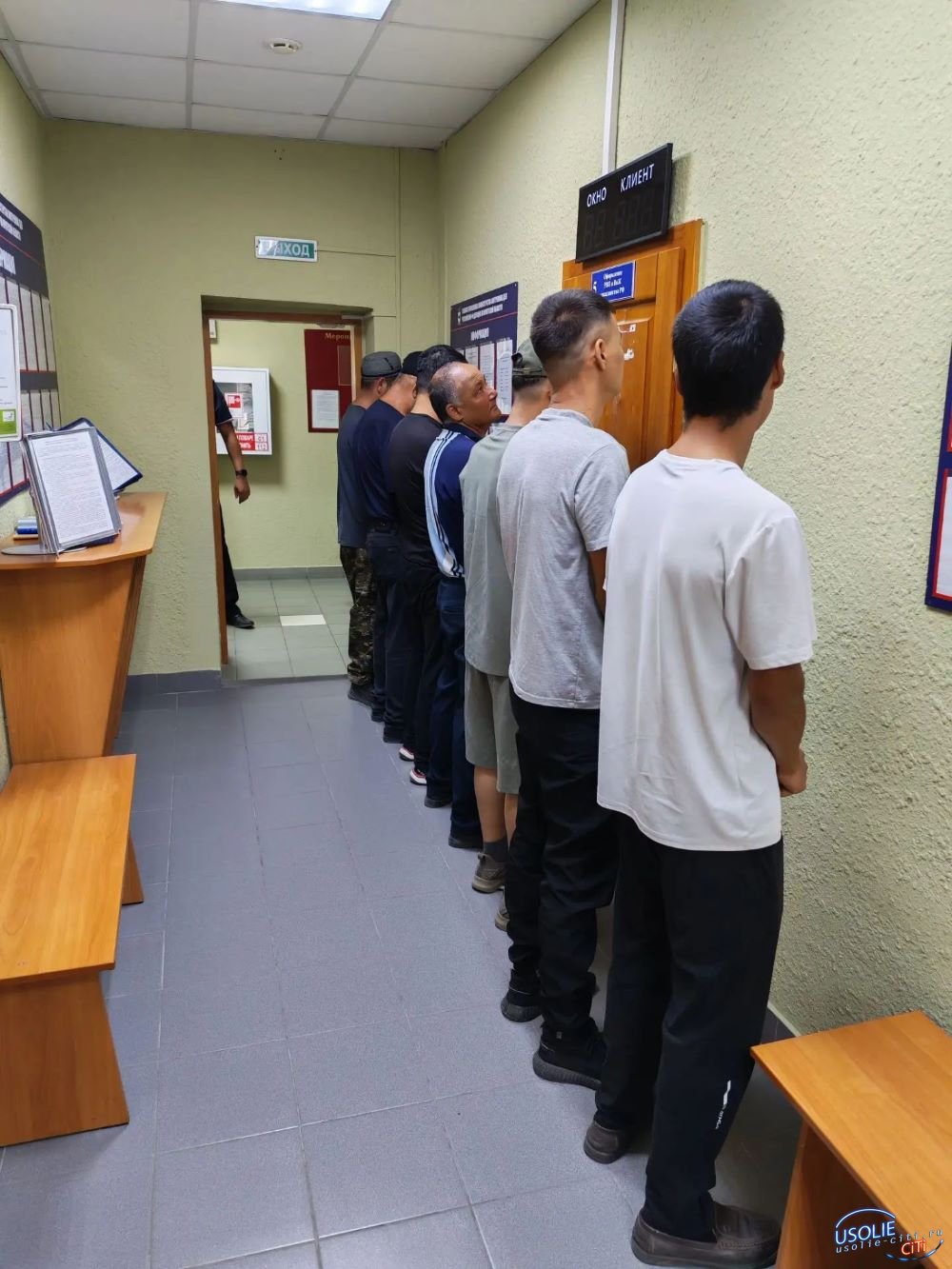 В Усолье-Сибирском полицейские выявили нарушителей миграционного законодательства