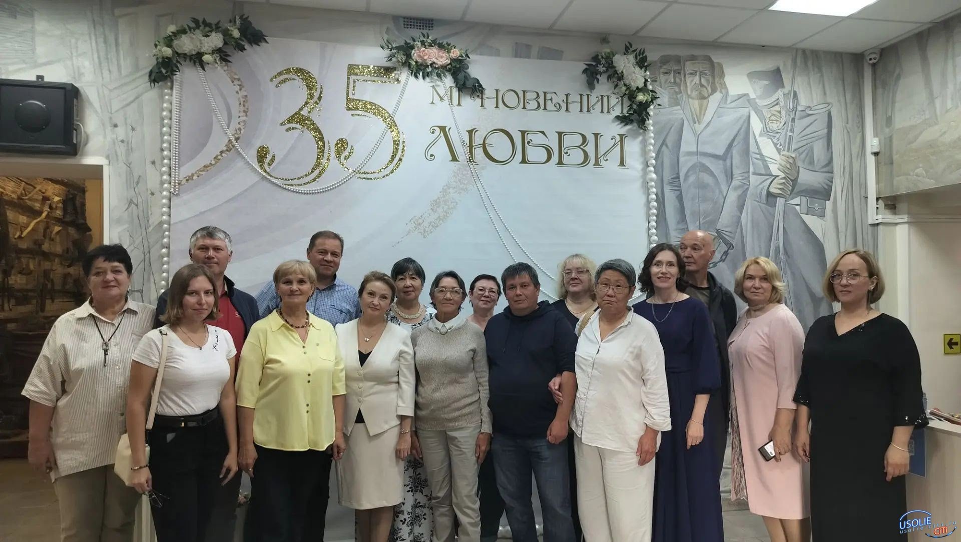 Выставочный зал Усольского историко-краеведческого музея отмечает 35-летие