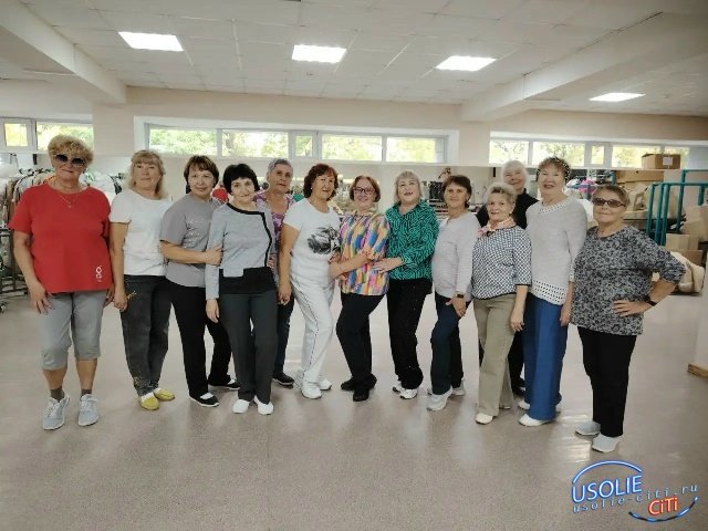 Бурятскому танцу научились усольские дамы