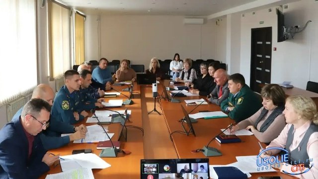 В Усольском районе состоялось заседание комиссии по предупреждению и ликвидации чрезвычайных ситуаций