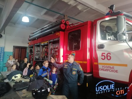 Экскурсия в 56-ю пожарно-спасательную часть: как усольские кванторианцы увидели работу огнеборцев.