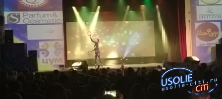 Там, где зажигаются звезды: фестиваль-конкурс собрал юных творцов Усолья-Сибирского